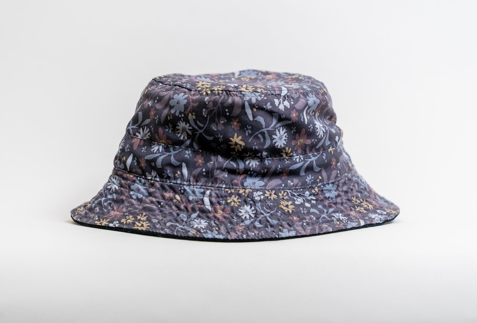 STBH01 - Bucket Hat Floral Reversible to Solid Black